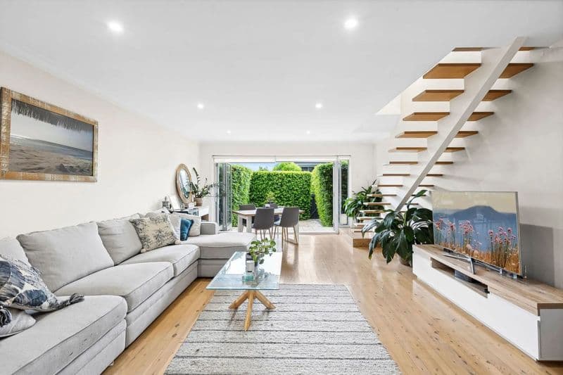 13/82 Soldiers Avenue, Freshwater - Image 1