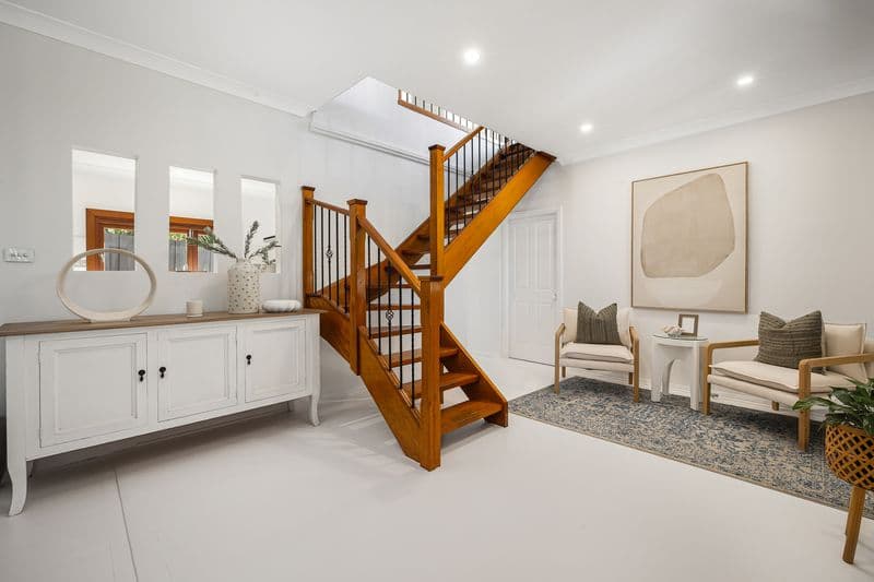 121 Barrenjoey Road, Mona Vale - Thumbnail 2