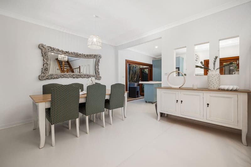121 Barrenjoey Road, Mona Vale - Thumbnail 3