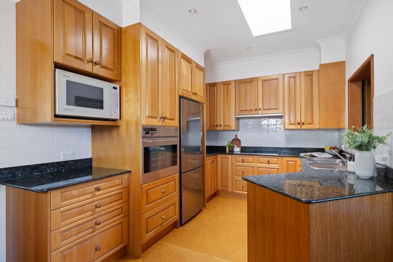 6 Gumbooya Street, Allambie Heights - Thumbnail 6