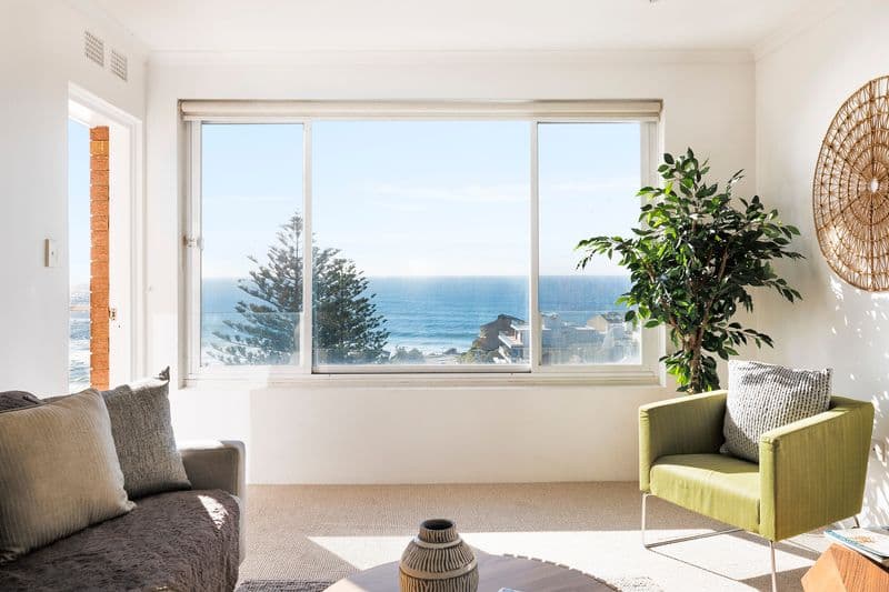 11/38 Beach Street, Curl Curl - Image 1