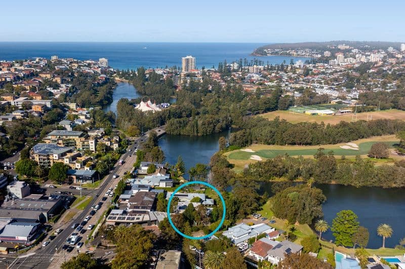 1B Lakeside Crescent, North Manly - Thumbnail 2