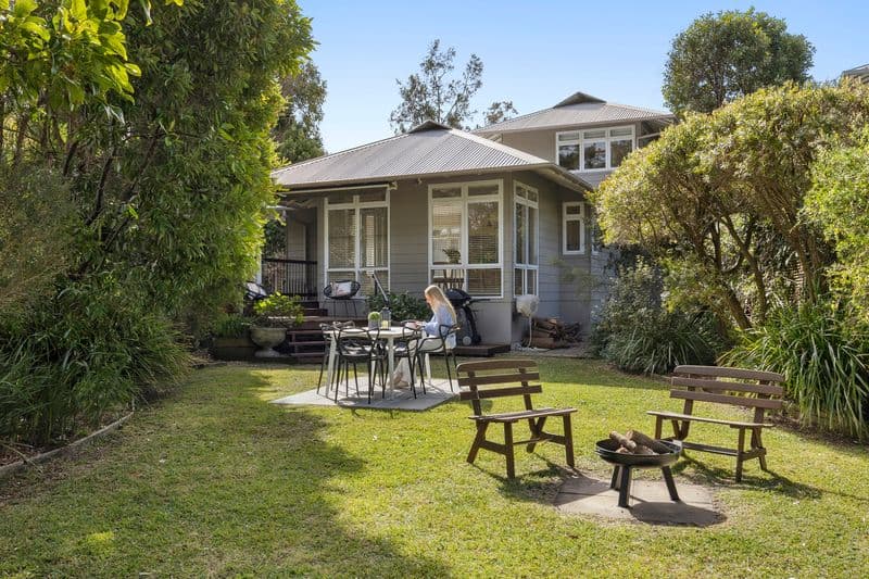 1B Lakeside Crescent, North Manly - Thumbnail 3
