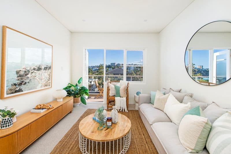 10/38 Ocean View Road, Freshwater - Thumbnail 2