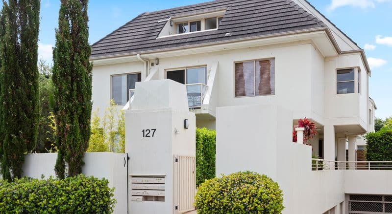 5/127 Crown Road, Queenscliff - Thumbnail 2