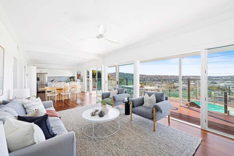 22 Corkery Crescent, Allambie Heights - Thumbnail 2