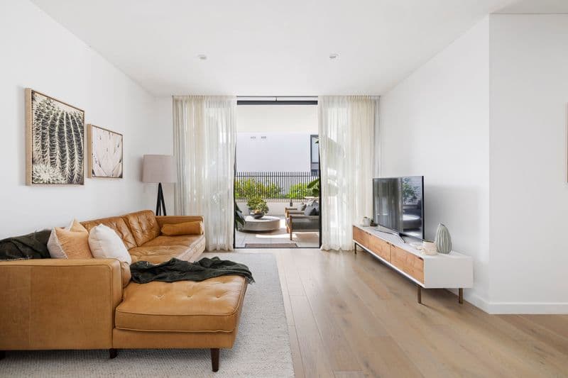 105/11 Lawrence Street, Freshwater - Thumbnail 5