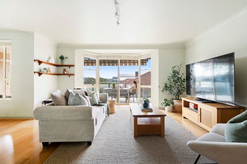 1/190 Sydney Road, Fairlight - Thumbnail 2