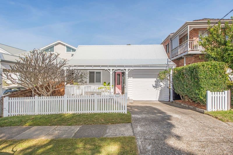 22 Johnson Street, Freshwater - Image 1