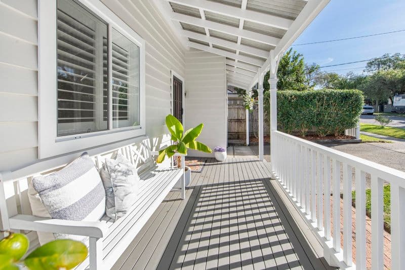 22 Johnson Street, Freshwater - Thumbnail 6