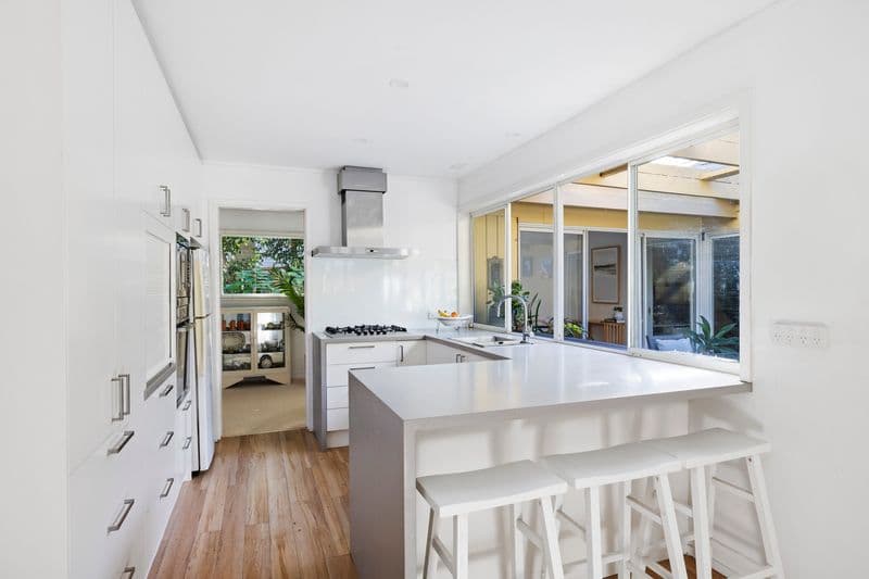 20 Reynolds Crescent, Beacon Hill - Thumbnail 4