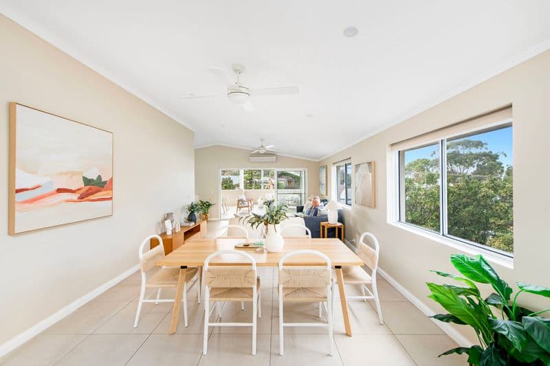 2/52 Albert Street, Freshwater - Thumbnail 4
