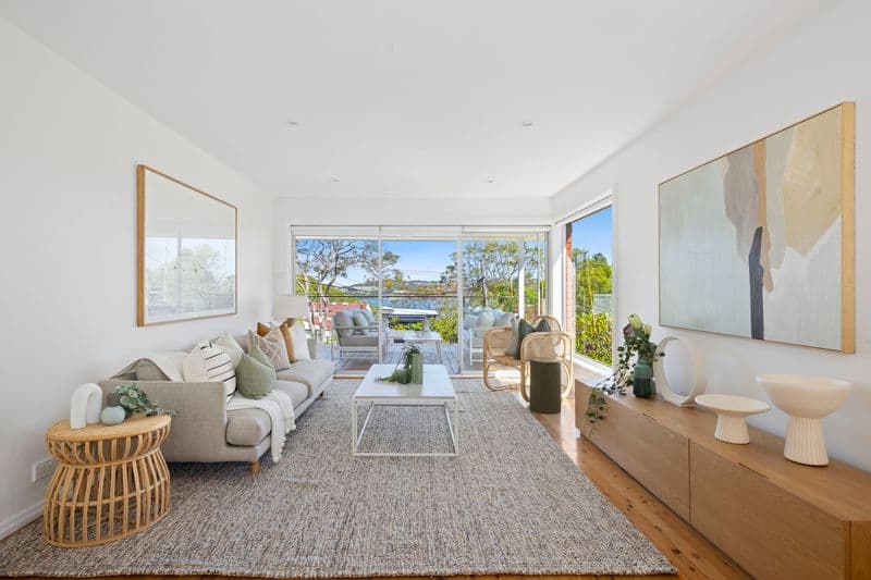 18 Ogilvy Road, Clontarf - Thumbnail 2