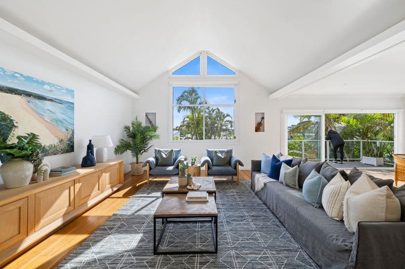 10 Undercliff Road, Freshwater - Thumbnail 4
