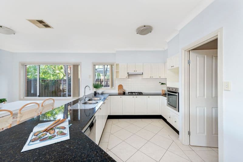 5 Grevillea Avenue, Warriewood - Thumbnail 7