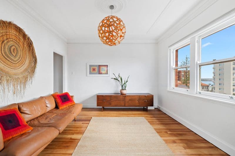 8/11 Reddall Street, Manly - Thumbnail 2