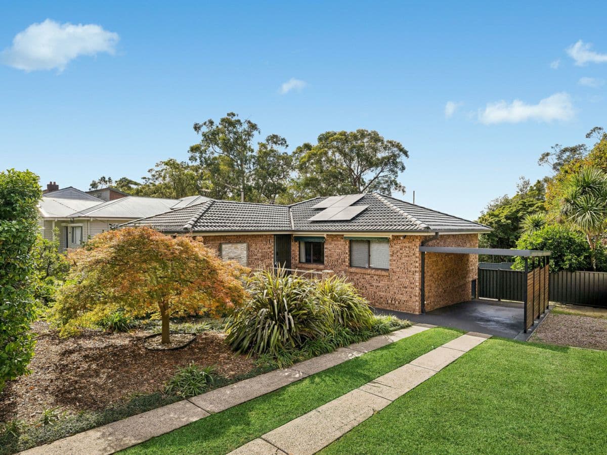 35 Fern Avenue, HAZELBROOK, Hazelbrook - Image 1