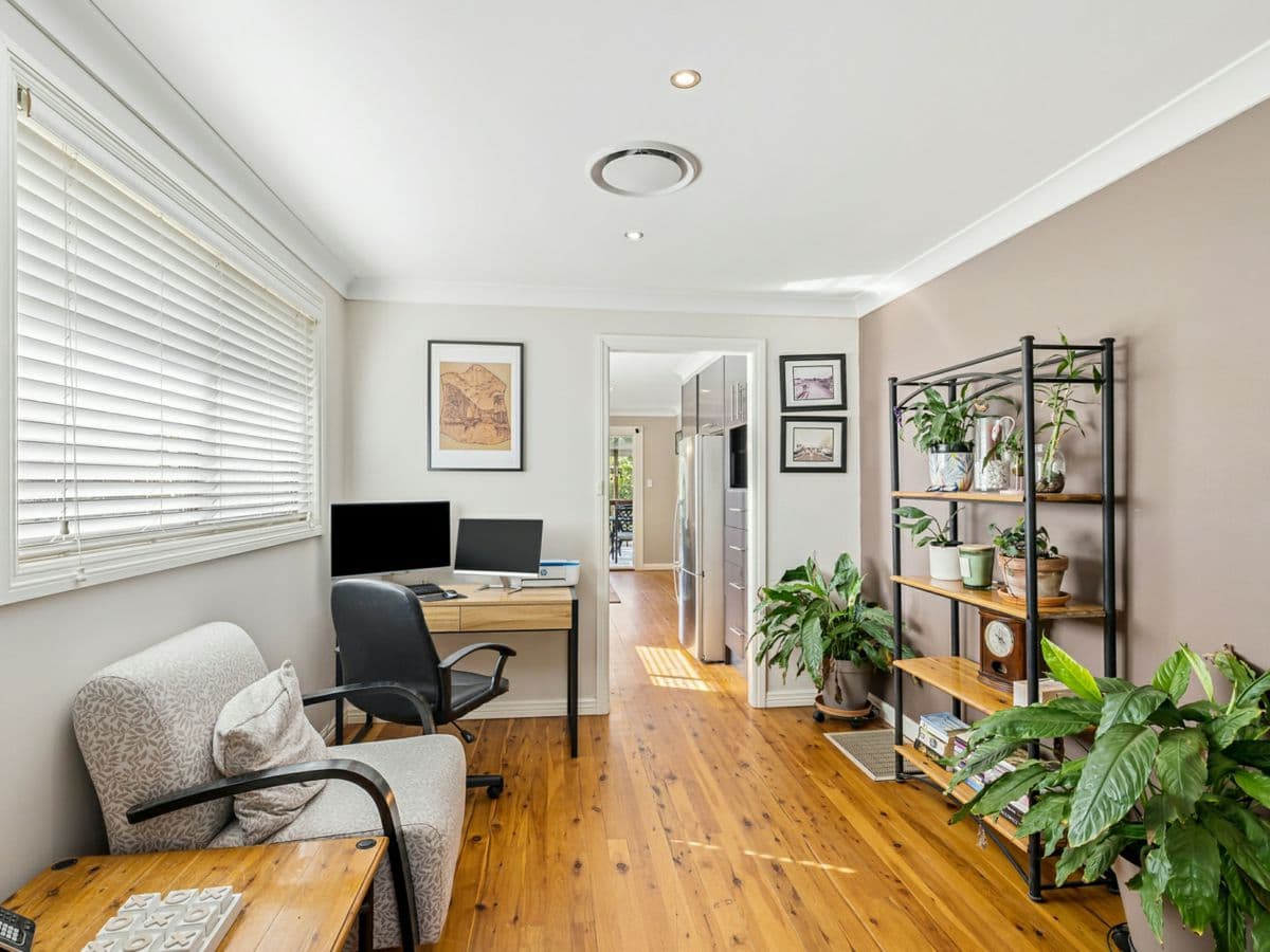 35 Fern Avenue, HAZELBROOK, Hazelbrook - Thumbnail 5