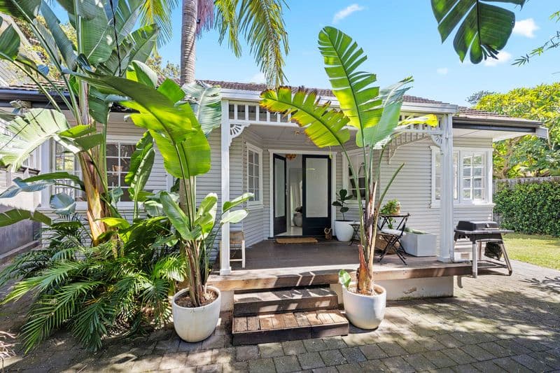 31 Smith Street, Manly - Image 1