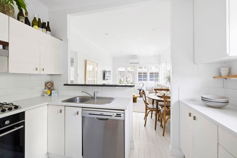 31 Smith Street, Manly - Thumbnail 6