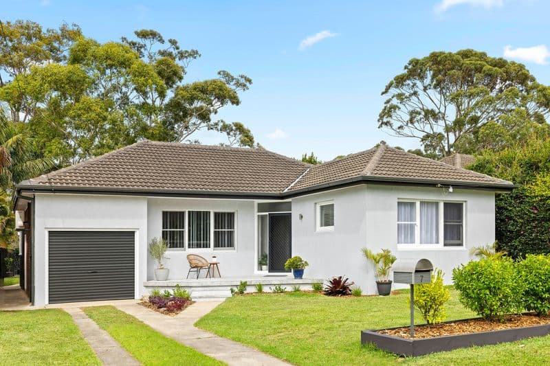 7 Robyn Avenue, Frenchs Forest - Image 1