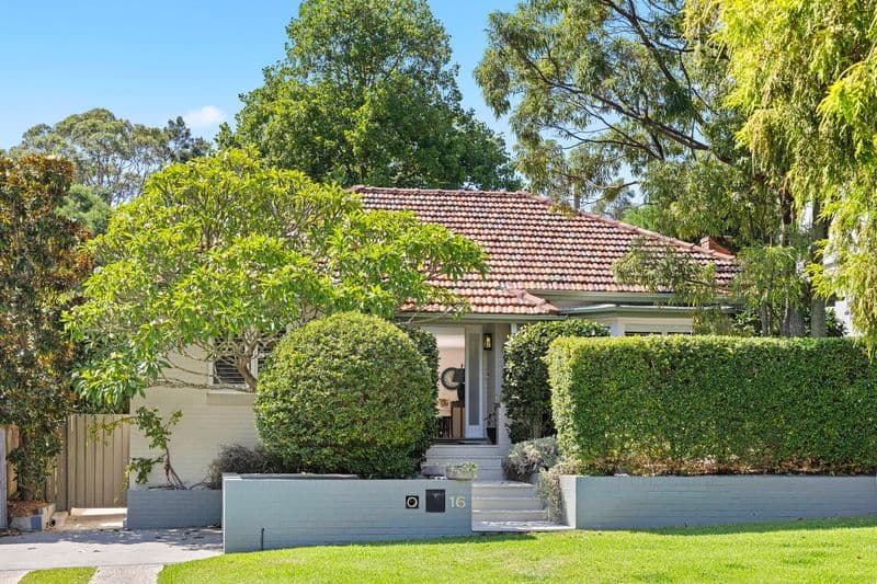 16 Hope Street, Seaforth - Image 1