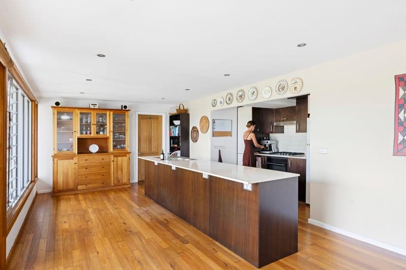 27 Roosevelt Avenue, Allambie Heights - Thumbnail 6