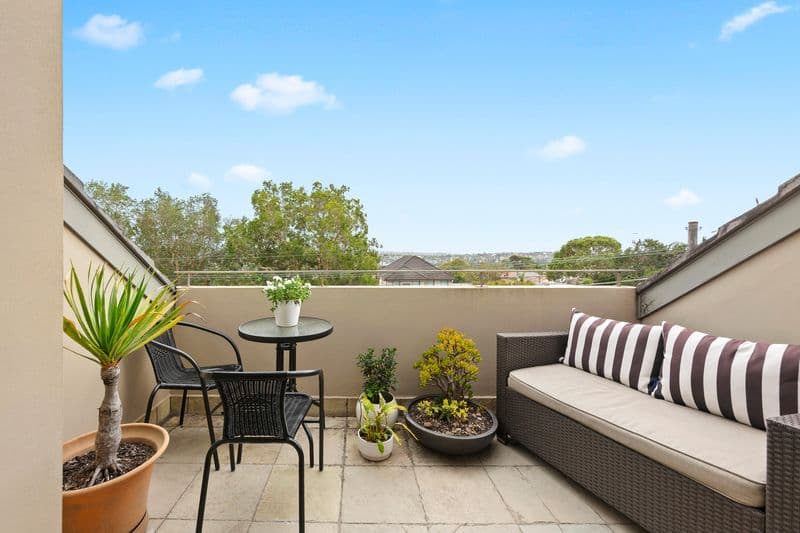 5/201 Sydney Road, Fairlight - Image 1