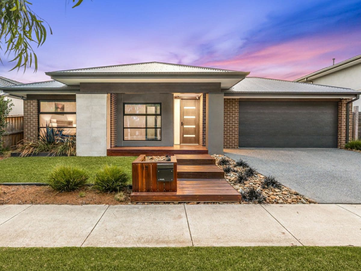 15 Penedrel Drive, MOUNT DUNEED, Mount Duneed - Image 1