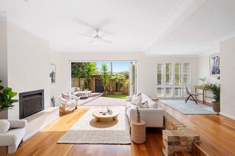 43 Wakehurst Parkway, Seaforth - Image 1