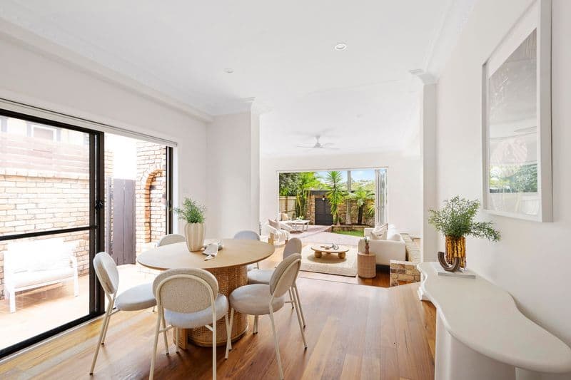 43 Wakehurst Parkway, Seaforth - Thumbnail 3