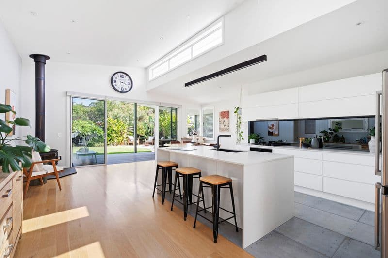 30 Gilles Crescent, Beacon Hill - Thumbnail 2