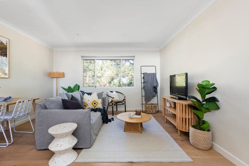 6/78 Harbord Road, Freshwater - Image 1