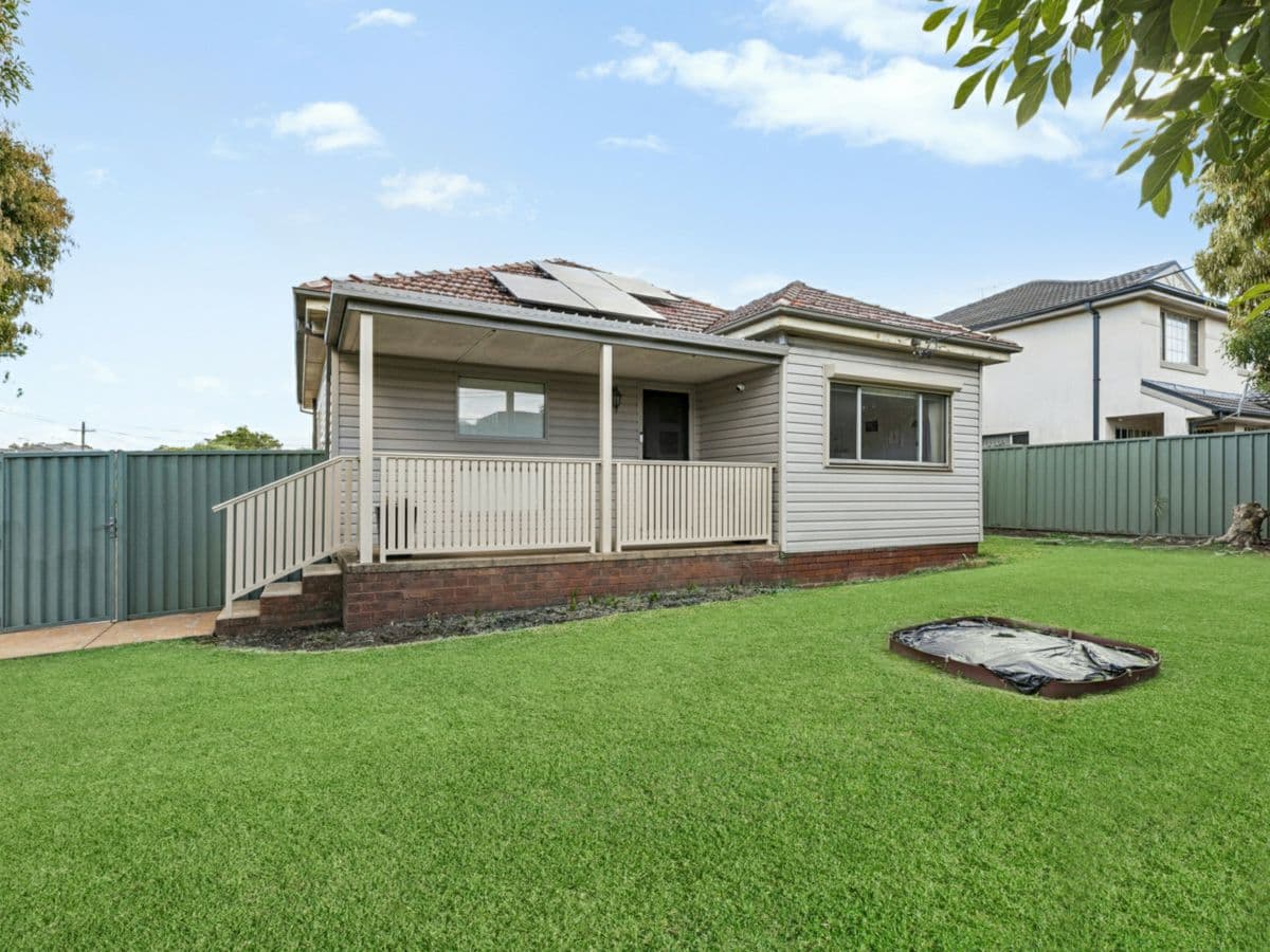 47 Gibson Avenue, PADSTOW, Padstow - Image 1