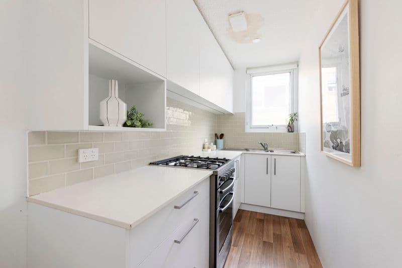 18/16 Moore Road, Freshwater - Thumbnail 3