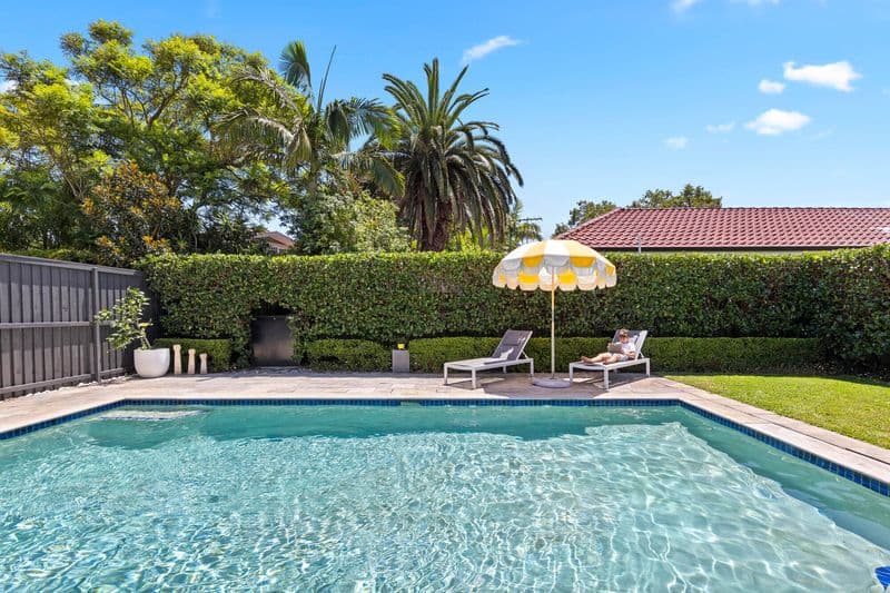 10 Lakeside Crescent, North Manly - Image 1