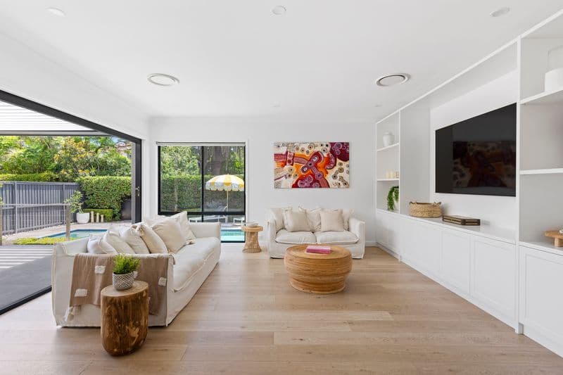10 Lakeside Crescent, North Manly - Thumbnail 4