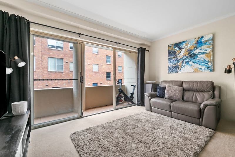 3/6-10 Boronia Street, Dee Why - Image 1