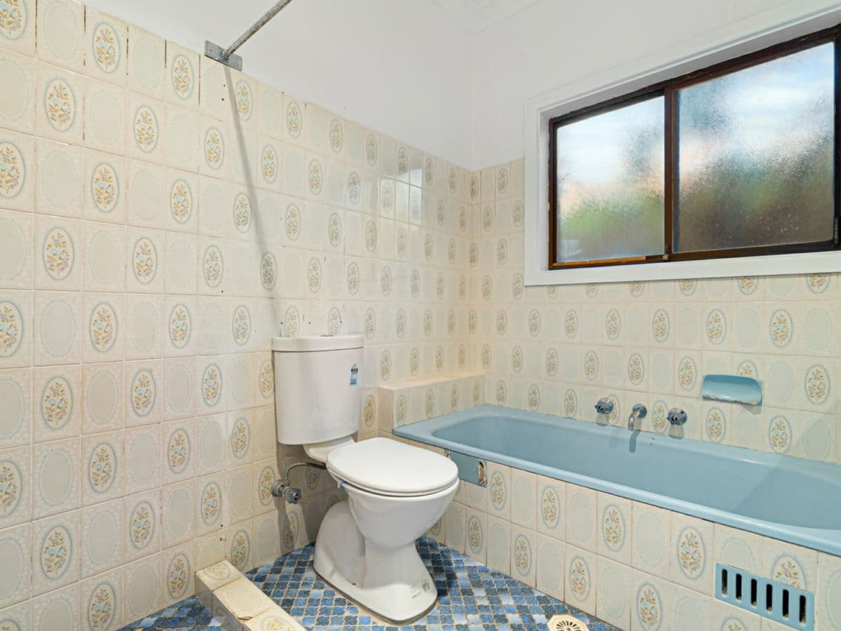18 Clements Parade, KIRRAWEE, Kirrawee - Thumbnail 5