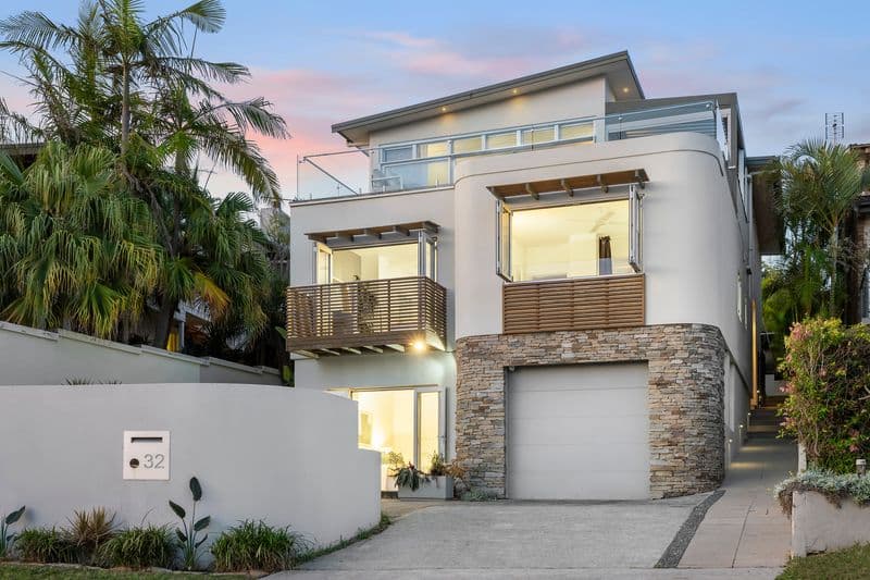 32 Bellevue Parade, North Curl Curl - Image 1