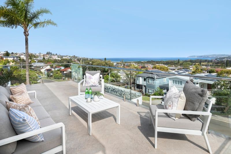 32 Bellevue Parade, North Curl Curl - Thumbnail 2