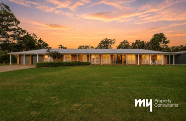 6 Sickles Drive, Grasmere - Image 1