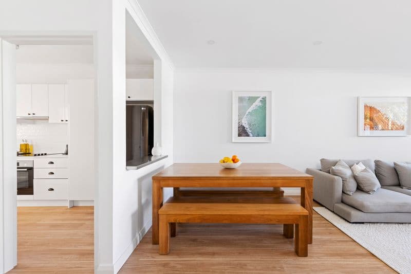 8/30 Kooloora Avenue, Freshwater - Thumbnail 2