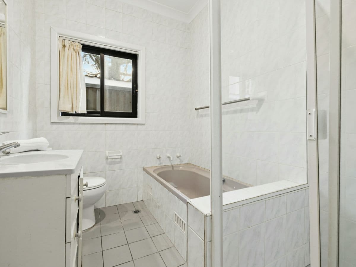 48 Hurstville Road, HURSTVILLE GROVE, Hurstville Grove - Thumbnail 5