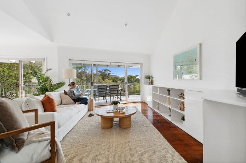 15 Hollywood Road, Newport - Thumbnail 2