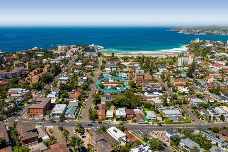 1/15 Ocean View Road, Freshwater - Thumbnail 3