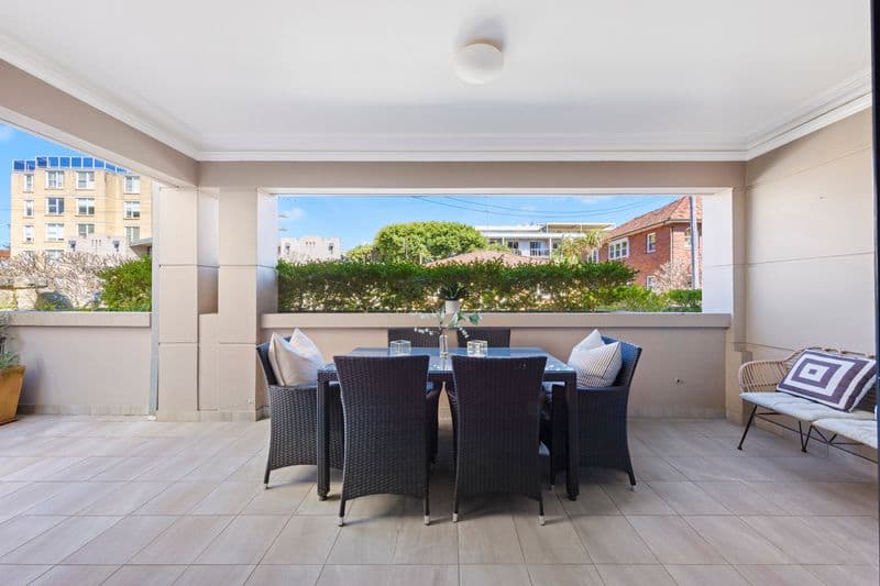 1/14 Upper Gilbert Street, Manly - Image 1