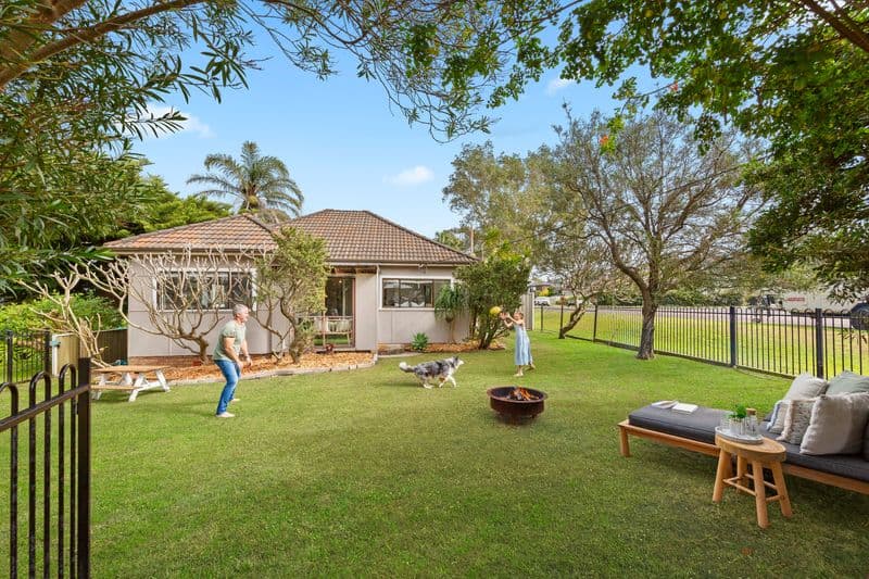 12 Spring Road, North Curl Curl - Image 1