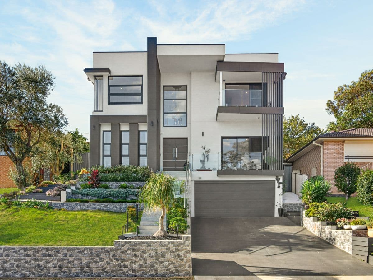 52 Rebecca Parade, WINSTON HILLS, Winston Hills - Image 1