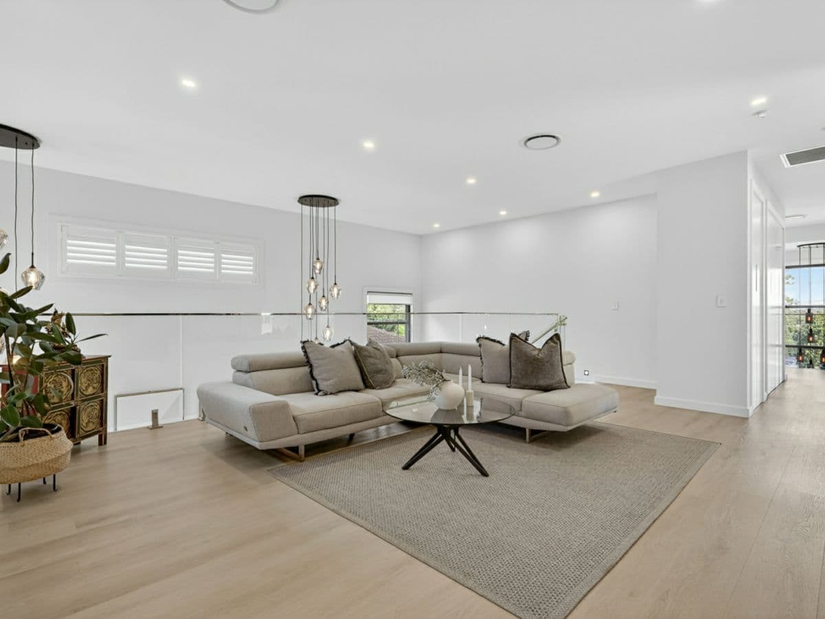52 Rebecca Parade, WINSTON HILLS, Winston Hills - Thumbnail 3